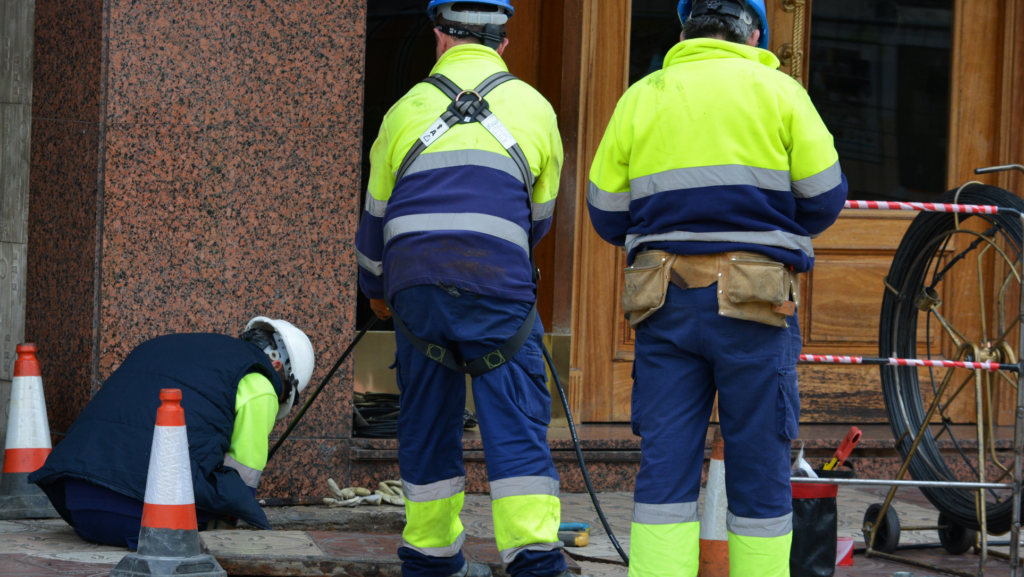 MAINLINE TO LATERAL LINE INSPECTIONS Badger Inc